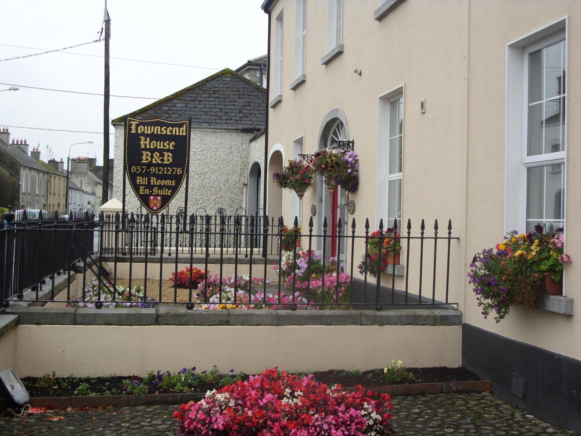 Townsend House Guest House Birr Eksteriør bilde