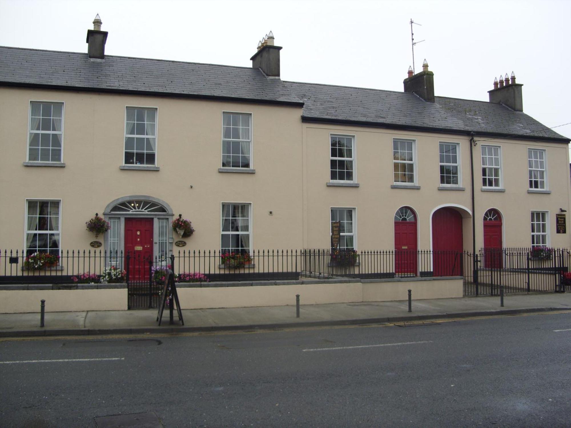 Townsend House Guest House Birr Eksteriør bilde